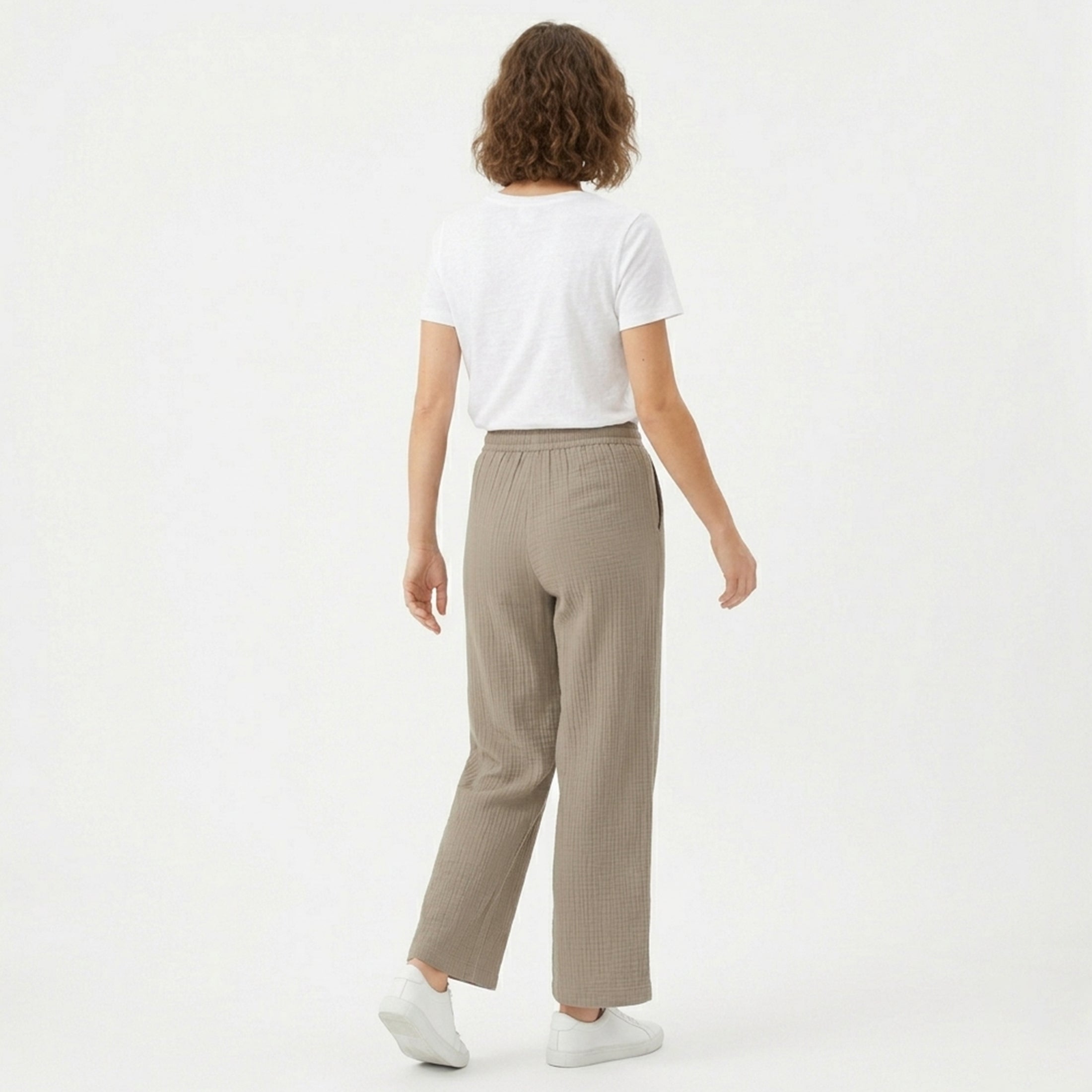 Pantalon large femme ceinturé coton printemps élégance quotidienne